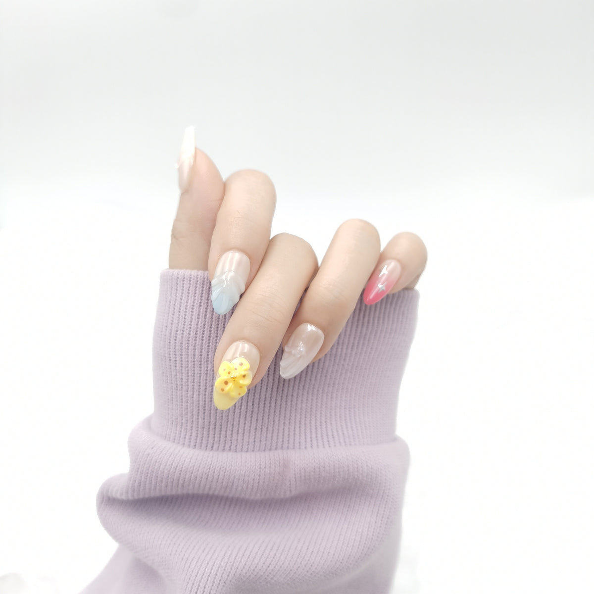 Sunny Blossom Short Almond Press On Nails