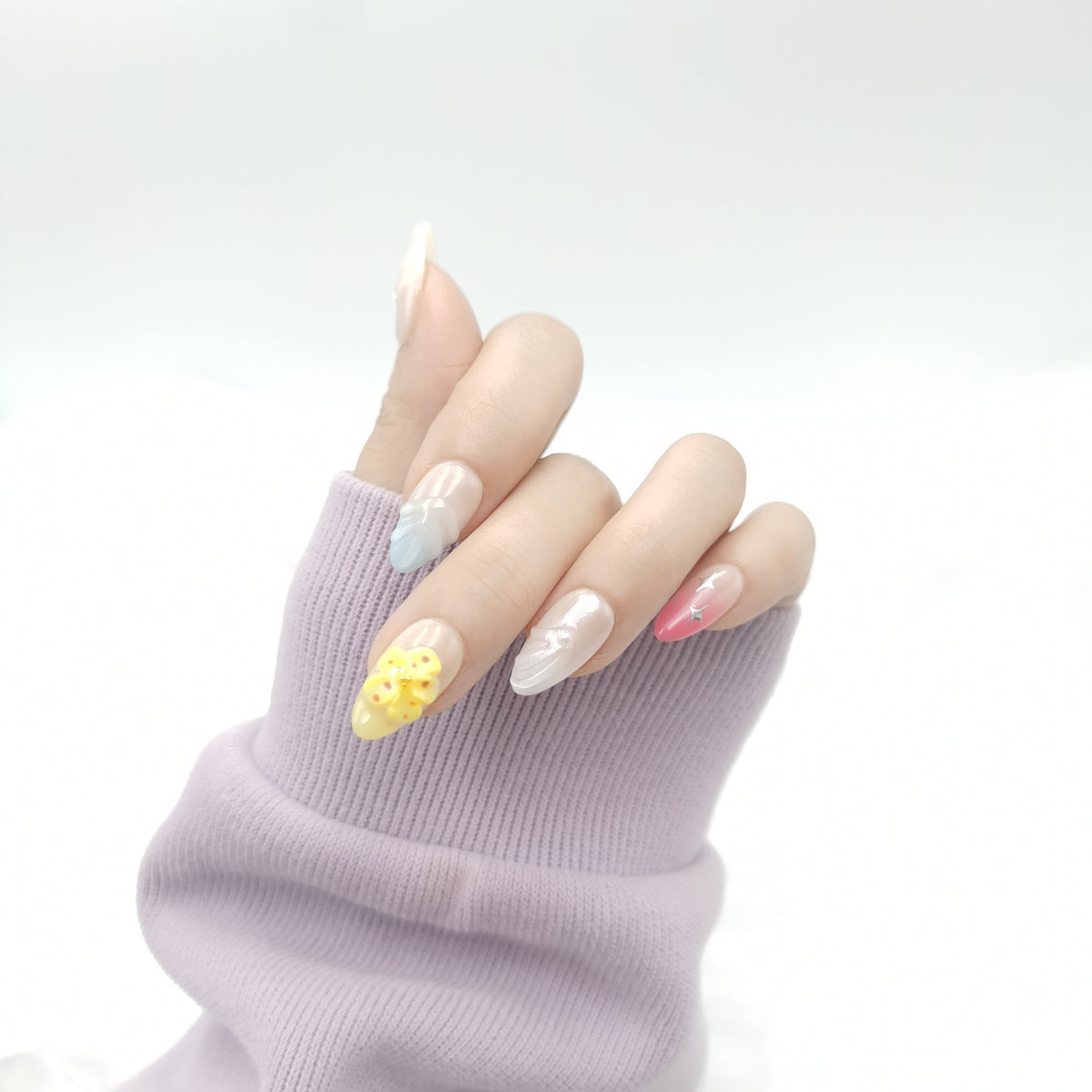 Sunny Blossom Short Almond Press On Nails