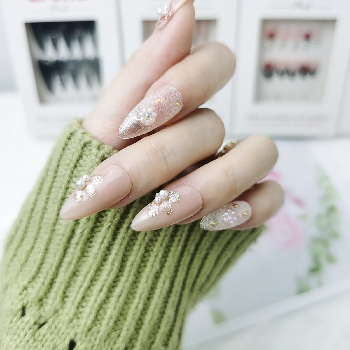 Golden Pearl Bloom Almond Press On Nails