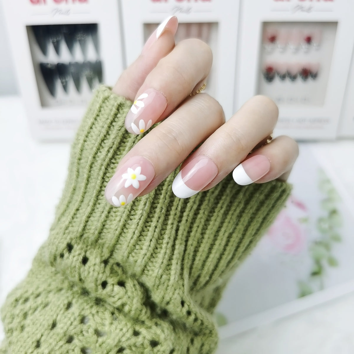 Daisy French Tip Extra Short Oval Press On Nails