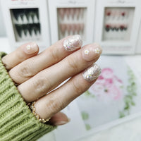 Daisy Sparkle Squoval Press On Nails