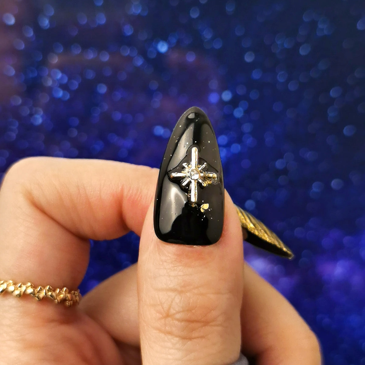 Leo Press On Nails | Zodiac Collection